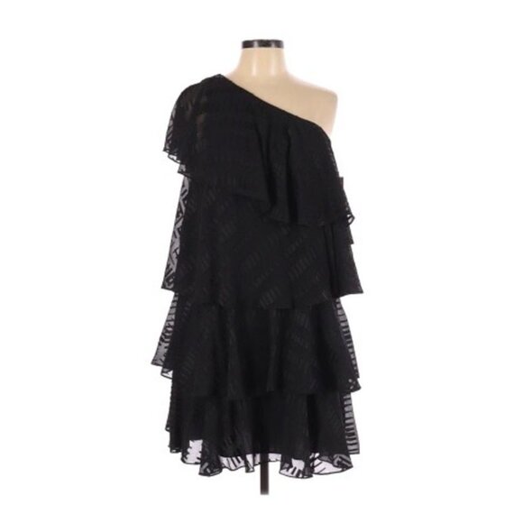 CeCe Cynthia Steffe Flowy One Shoulder Black Tiered Ruffled Party Dress Size 10 - Picture 3 of 16